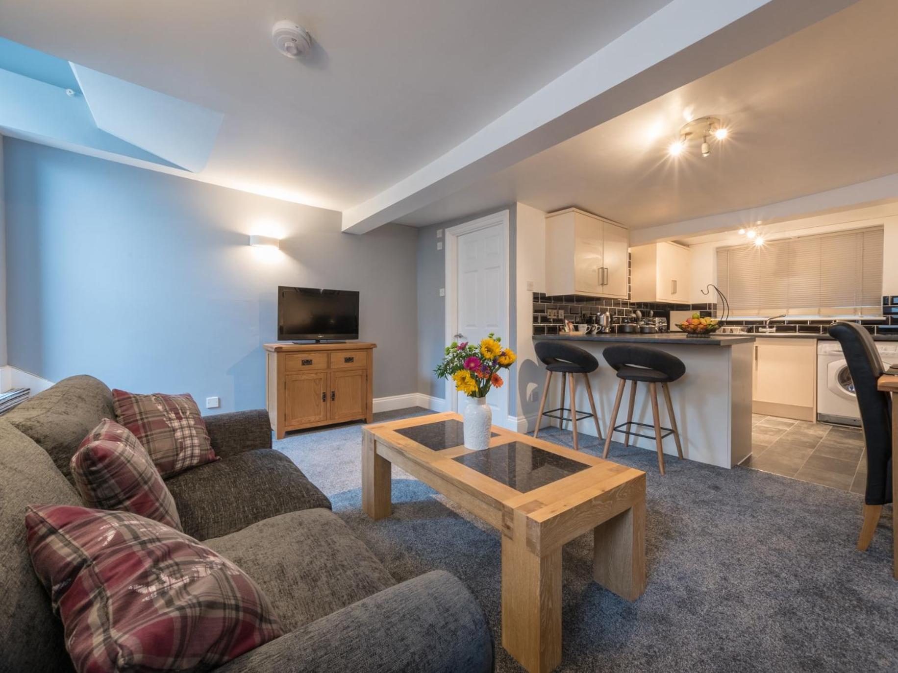 Southernhay Basement Apartment เอ็กซิเตอร์ ห้อง รูปภาพ